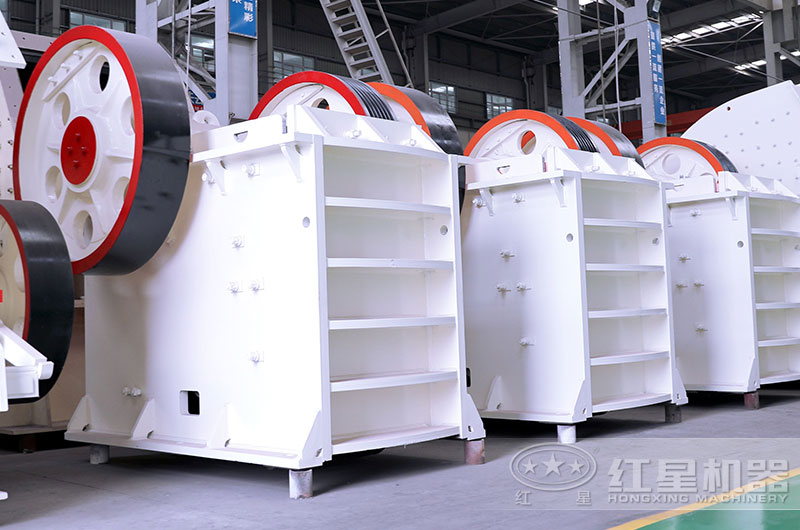 顎式破碎機(jī)通常用于物料粗破