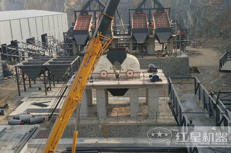 日產(chǎn)3000噸石子生產(chǎn)線設(shè)備安裝現(xiàn)場(chǎng)