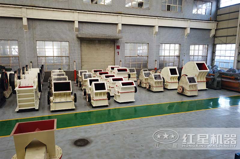 巨石破碎機設(shè)備廠家實拍