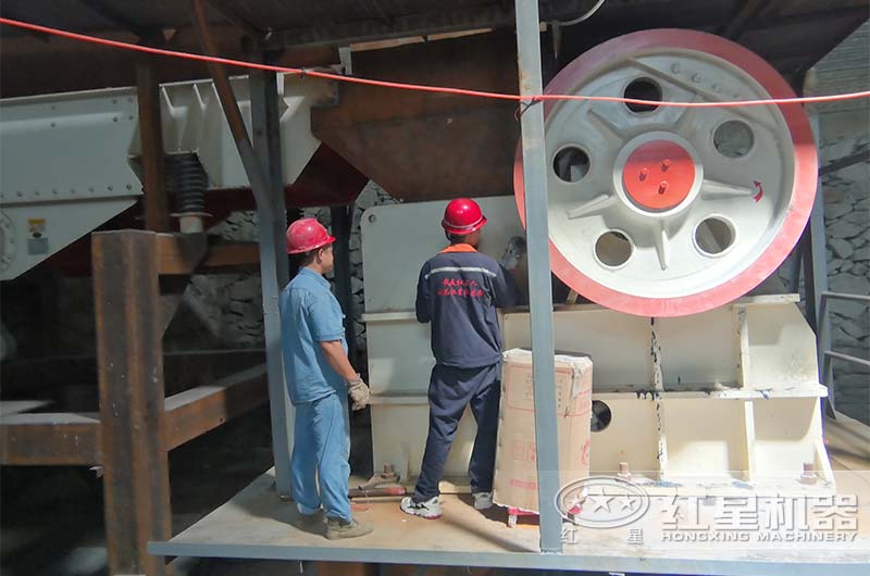 設(shè)備現(xiàn)場定時(shí)檢修維護(hù)可確保長久使用