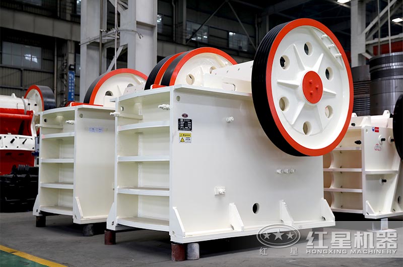 2021款小型250*400顎破碎機(jī)大體結(jié)構(gòu)不變