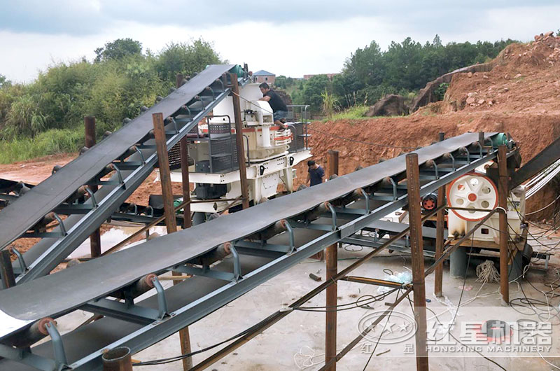 砂石加工廠每小時300方用什么制砂機？