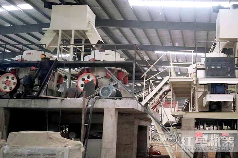 日產5000噸鵝卵石機制砂廠現(xiàn)場